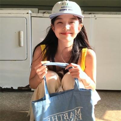 钢琴教师